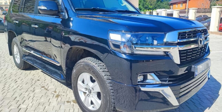 фото-4 Toyota Land Cruiser 200 B6/B7