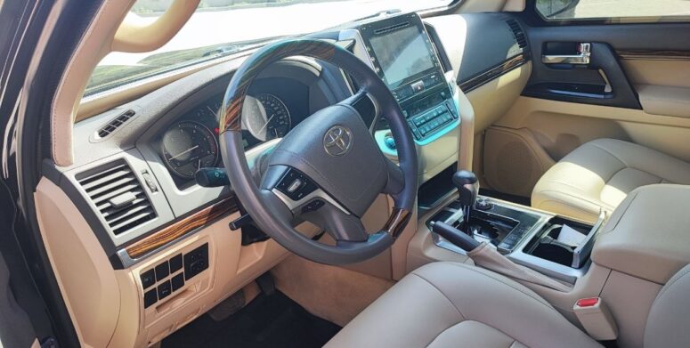 фото-7 Toyota Land Cruiser 200 B6/B7